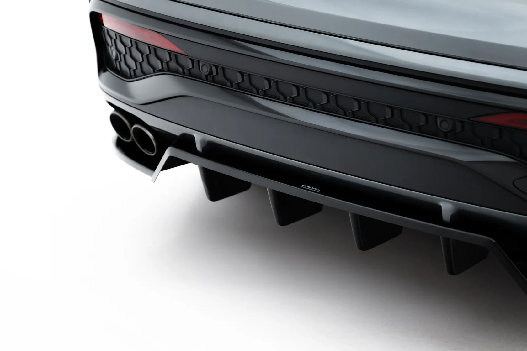 Zentraler Hinterer Splitter für Audi SQ5 Sportback / SUV Mk3 von Maxton Design