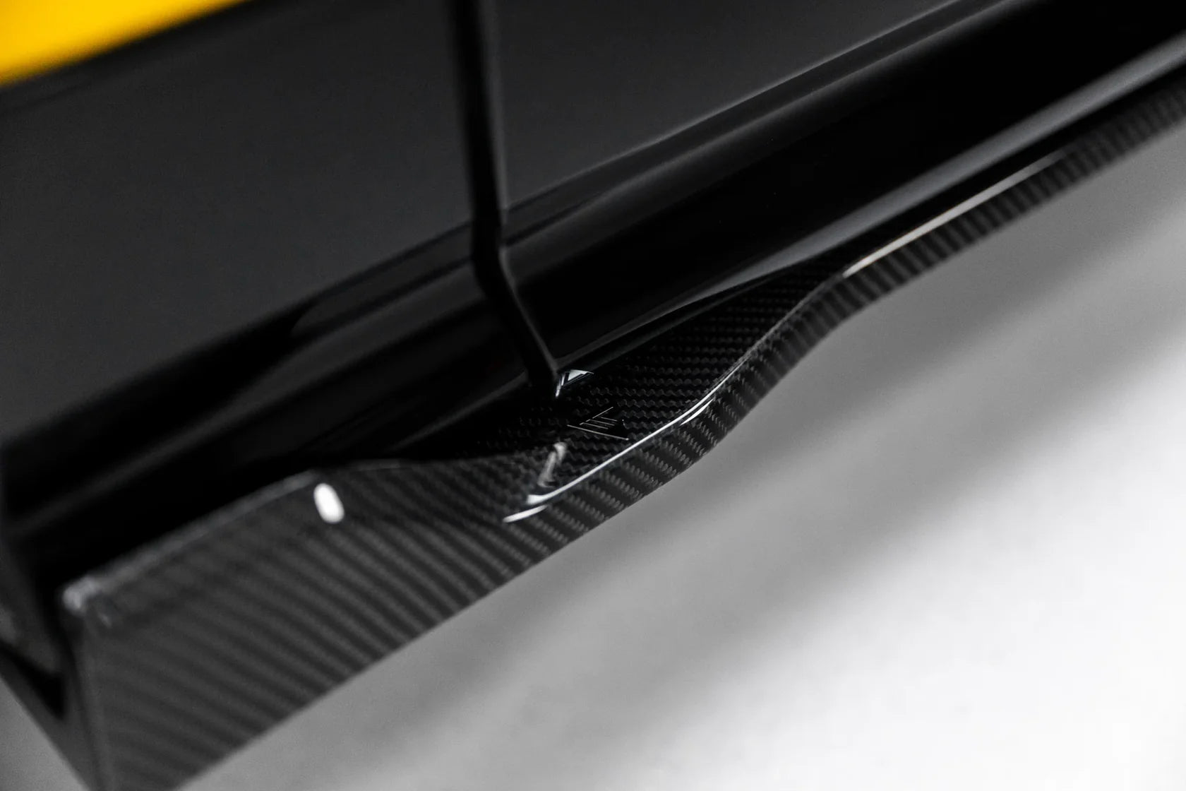Maxton Design Carbon Seitenschweller Erweiterung für Lamborghini Urus Mk 1
