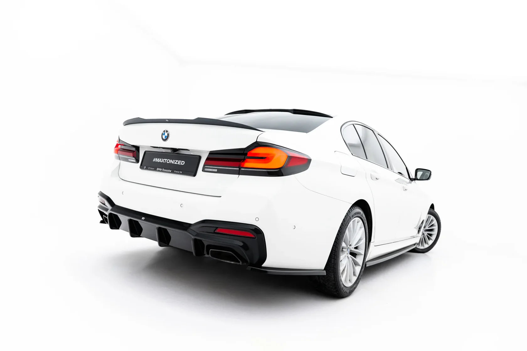Maxton Design Seitliche Heckdiffusor Erweiterung V.2 für BMW 5er G30 G31 Facelift M-Paket