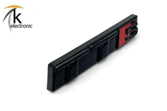 Audi TTS 8S Schriftzug schwarz rote Raute vorne Vor-Facelift bis 2018