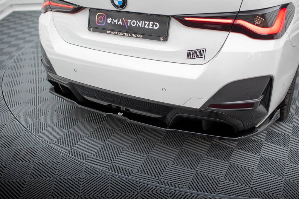Zentraler Hinterer Splitter V.2 für BMW i4 M-Paket G26 von Maxton Design