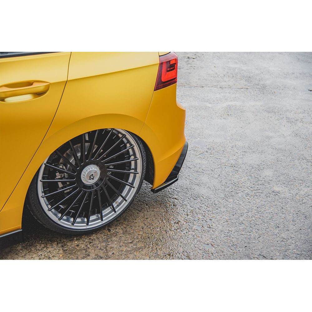 Sidoförlängning bak för VW Golf 8 från Maxton Design