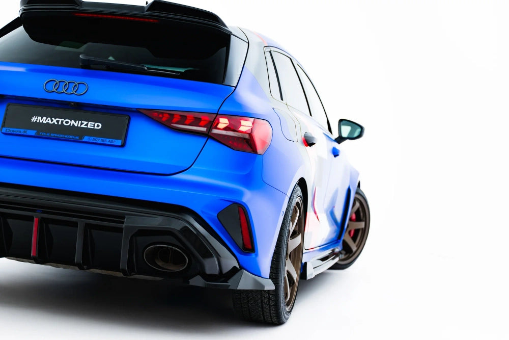 Seitliche Heck Diffusor Erweiterung V.3 für Audi RS3 Sportback 8Y Facelift von Maxton Design