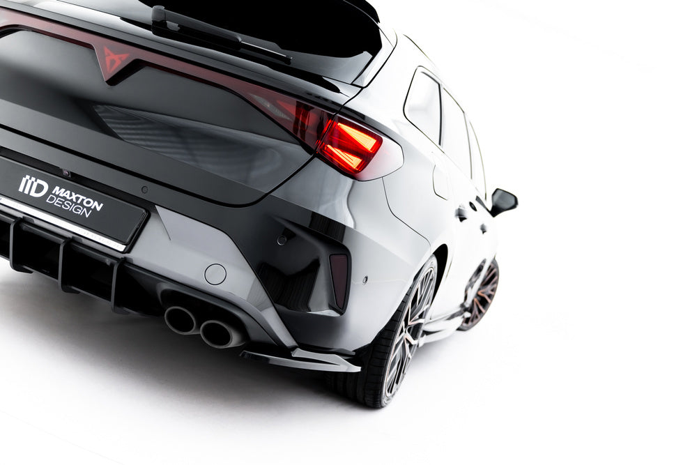 Seitliche Heck Diffusor Erweiterung V.4 für Cupra Leon ST Mk1 Facelift von Maxton Design