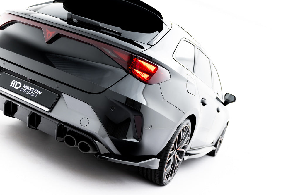 Seitliche Heck Diffusor Erweiterung V.6 für Cupra Leon ST Mk1 Facelift von Maxton Design