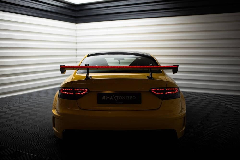Carbon Heckspoiler Swan Neck mit LED-Licht für Audi A5 Coupe 8T von Maxton Design