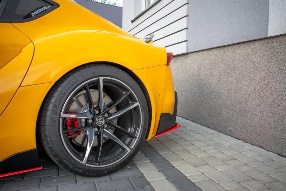 Seitliche Heck Diffusor Erweiterung für Toyota Supra MK5 von Maxton Design