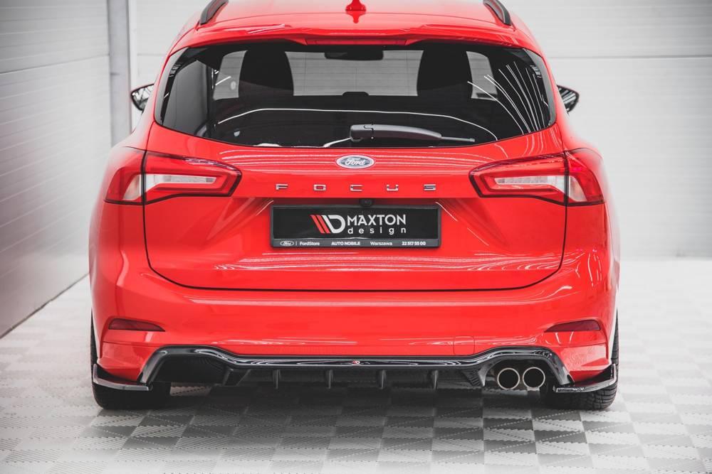Sidoförlängning bak V.4 för Ford Focus kombi ST-Line MK4 från Maxton Design