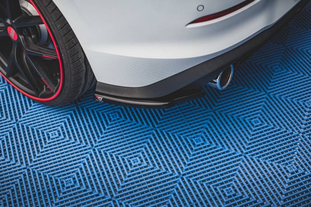 Sidoförlängning bak för VW Golf 8 GTI från Maxton Design