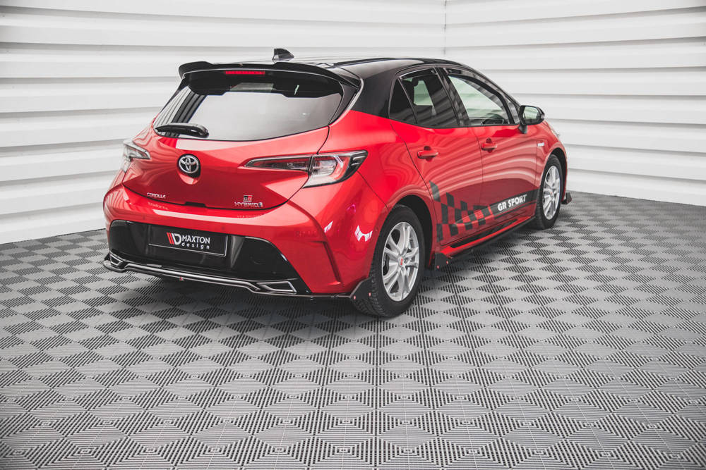 Zentraler hinterer Splitter mit Flaps für Toyota Corolla GR Sport von Maxton Design