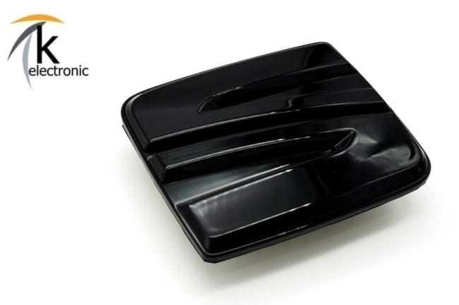 Seat Arona KJ7 schwarzes Emblem hinten