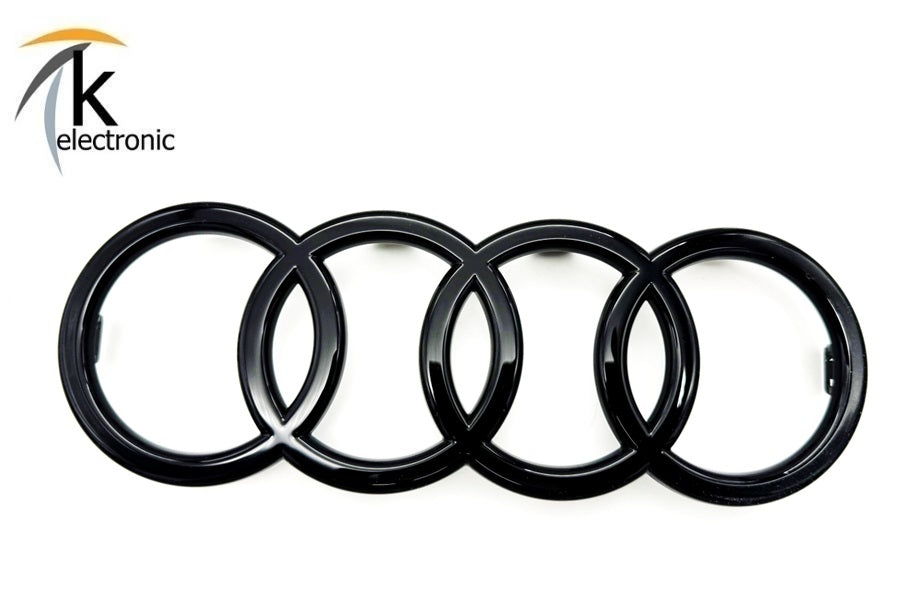 Original Audi A3 (8Y) Sportlimousine Ringe Logo Black Edition Blackline weiß Original Audi A3 (8Y) Sportlimousine Ringe Logo Black Edition Blackline weiß