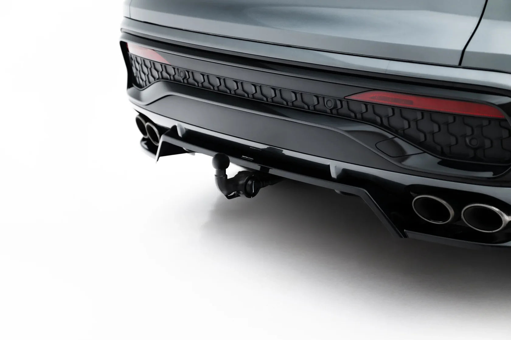 Zentraler Hinterer Splitter für Audi SQ5 Sportback / SUV Mk3 von Maxton Design