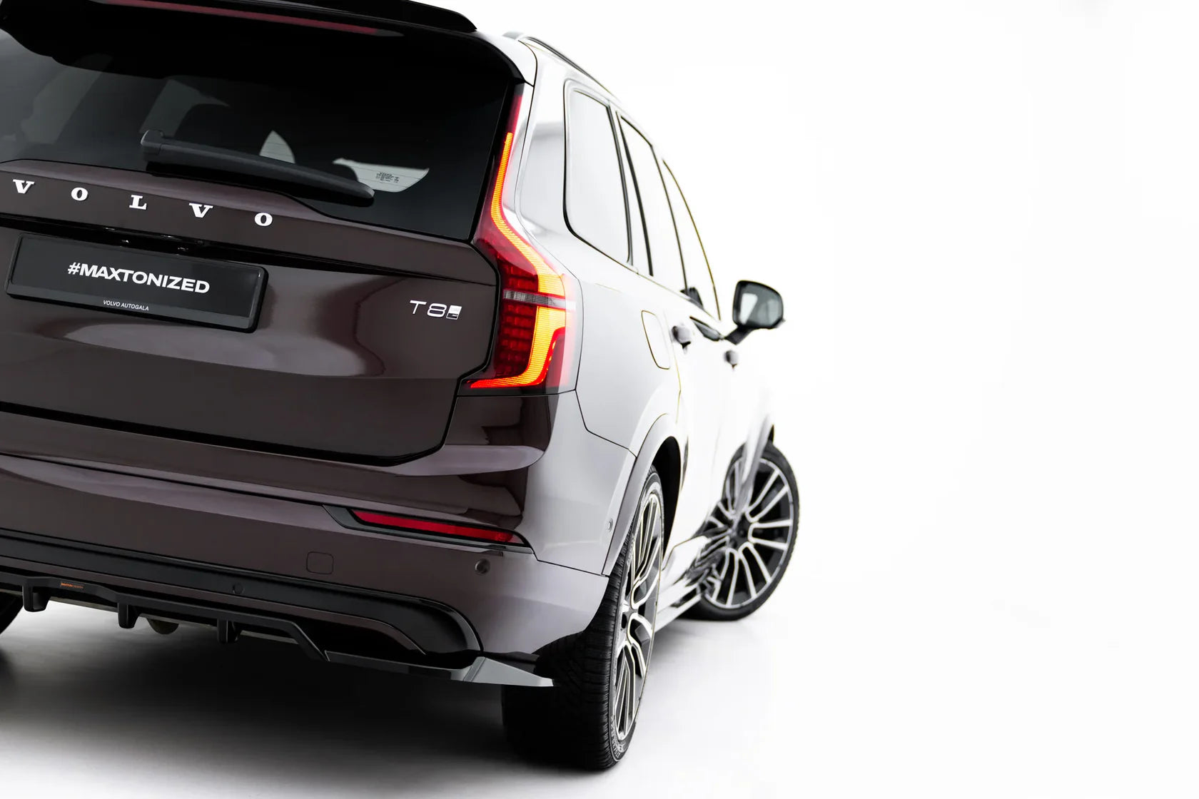 Maxton Design Zentraler Hinterer Splitter für Volvo XC90 MK2 Facelift 2