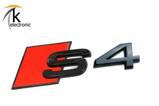 Audi S4 B9 8W Schriftzug schwarz rote Raute hinten