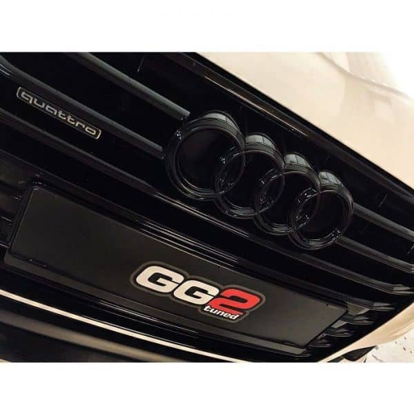 Audi A8 4N schwarze Ringe vorne