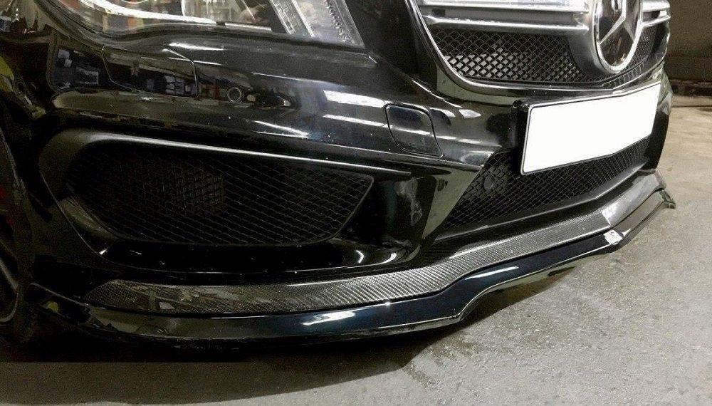 Främre läpp / främre splitter / front approach V.1 för Mercedes CLA 45 AMG C117 från Maxton Design