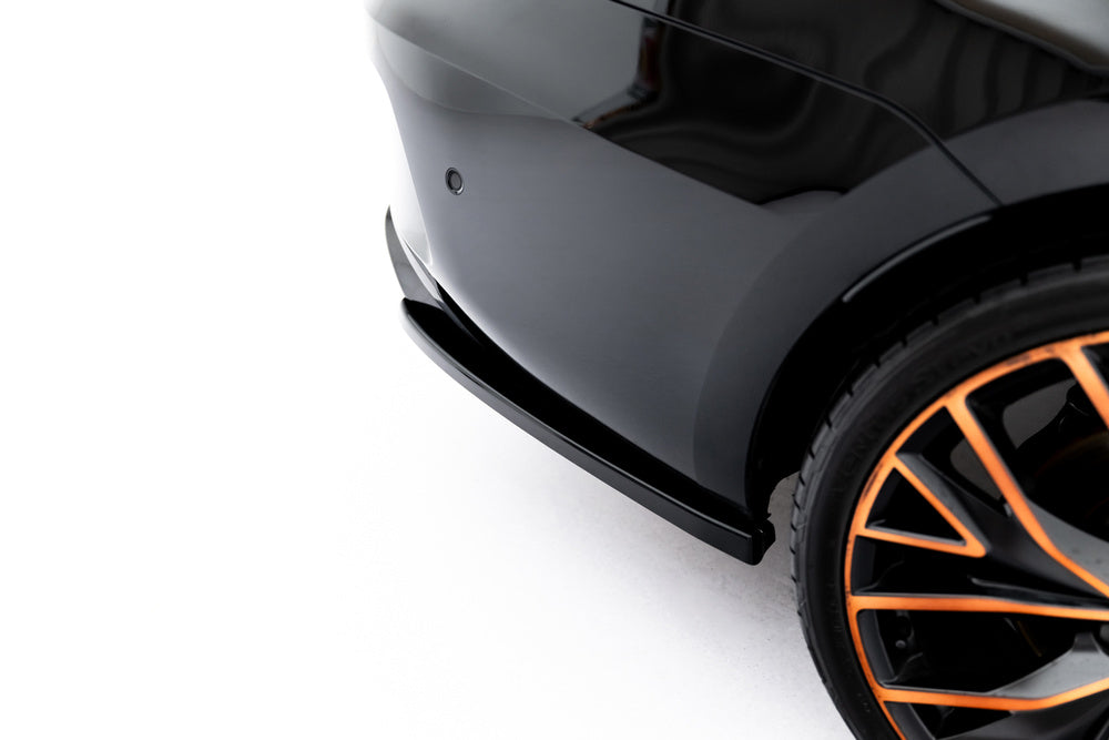 Seitliche Heck Diffusor Erweiterung V.2 für Cupra Leon ST Mk1 Facelift von Maxton Design