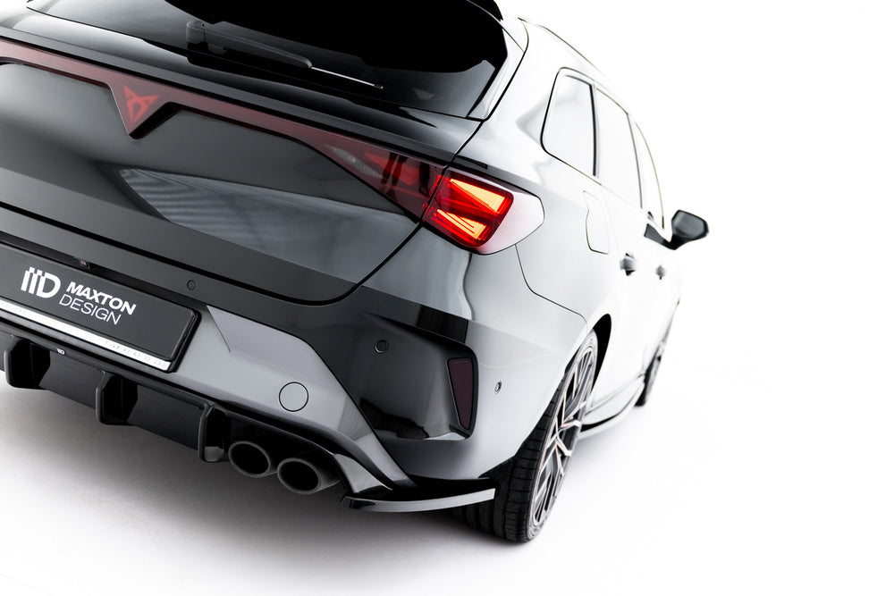 Seitliche Heck Diffusor Erweiterung V.2 für Cupra Leon ST Mk1 Facelift von Maxton Design