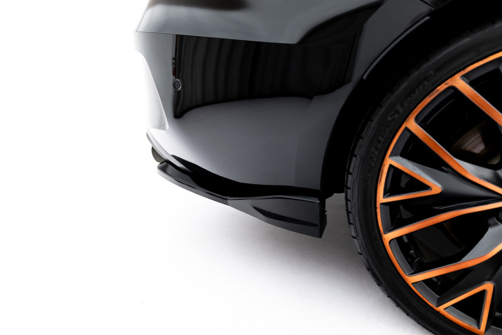 Seitliche Heck Diffusor Erweiterung V.3 für Cupra Leon ST Mk1 Facelift von Maxton Design