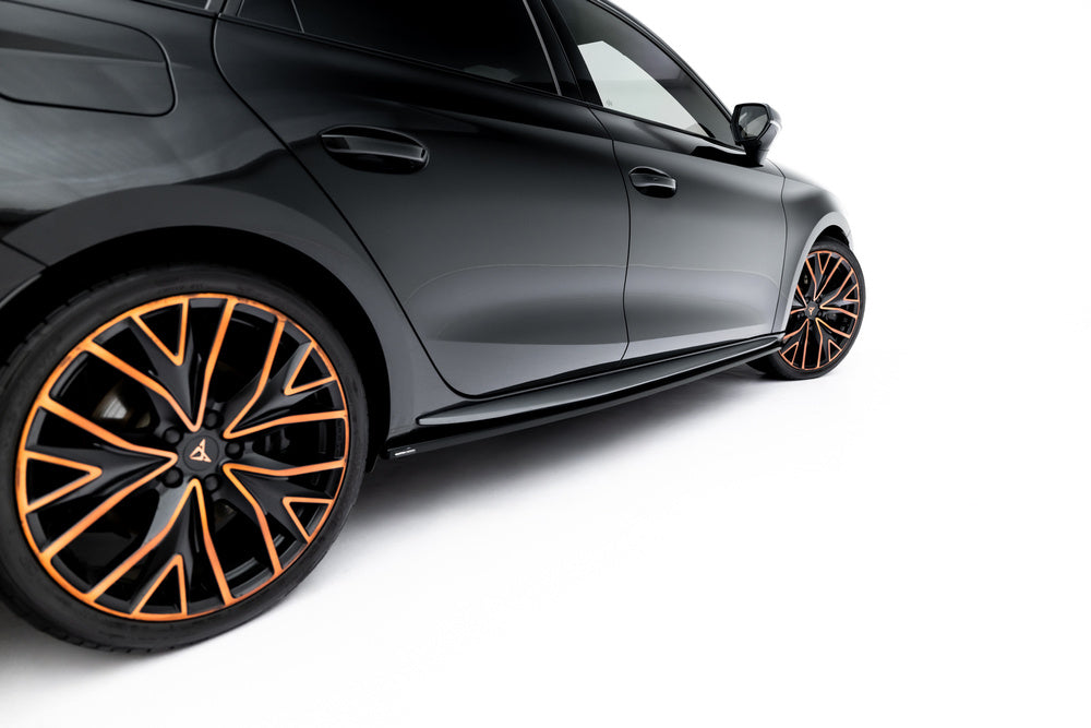 Seitenschweller Erweiterung V.1 für Cupra Leon ST / Hatchback Aero Mk1 Facelift von Maxton Design