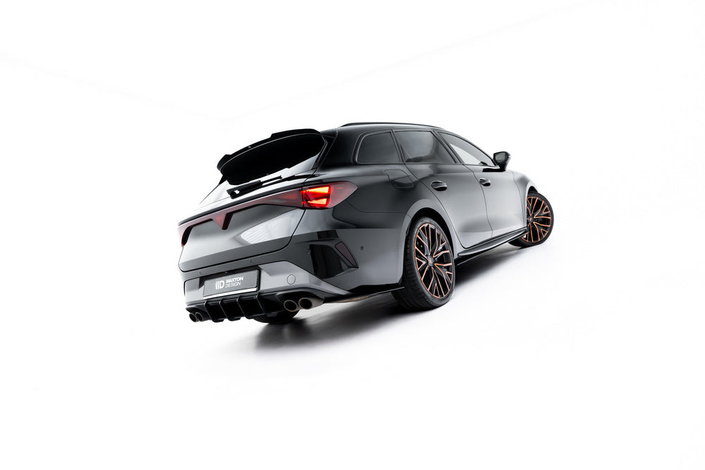 Seitliche Heck Diffusor Erweiterung Street Pro für Cupra Leon ST Mk1 Facelift von Maxton Design