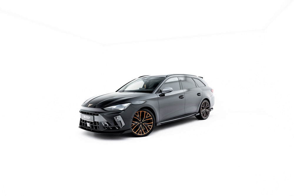 Seitenschweller Erweiterung Street Pro mit Flaps für Cupra Leon ST / Hatchback Aero Mk1 / Mk1 Facelift von Maxton Design