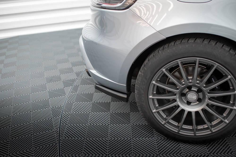 Seitliche Heck Diffusor Erweiterung für Porsche Macan 95B Facelift 2 von Maxton Design