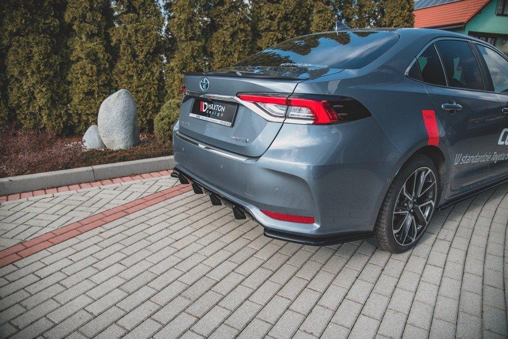 Seitliche Heck Diffusor Erweiterung für Toyota Corolla E210 Limousine von Maxton Design