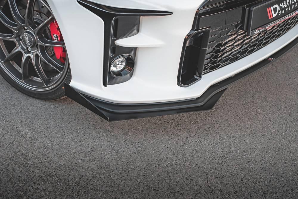 Front Lippe / Front Splitter / Frontansatz Street Pro mit Flaps für Toyota GR Yaris MK4 von Maxton Design