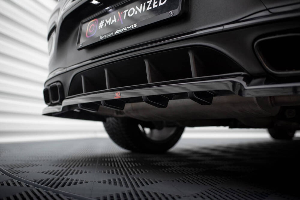 Zentraler Hinterer Splitter für Mercedes-Benz GLC 63 AMG Coupe C253 Facelift von Maxton Design